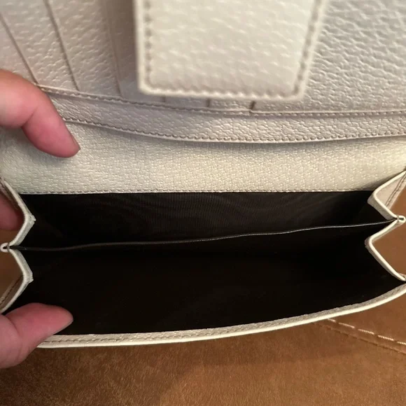 Gucci Ivory Leather/Canvas Monogram with Sherry Line Bifold Long Wallet - Picture 14 of 16